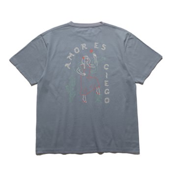 "AMOR ES CIEGO" TEE